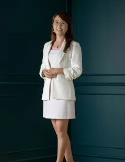 Suki Zhuang - Real Estate Agent