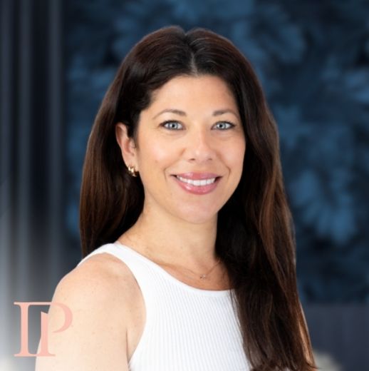 Michelle  Irvine - Real Estate Agent at RE/MAX Property Sales