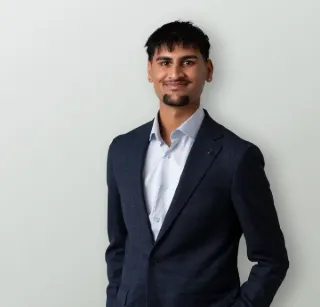 Arnav Mehta - Real Estate Agent