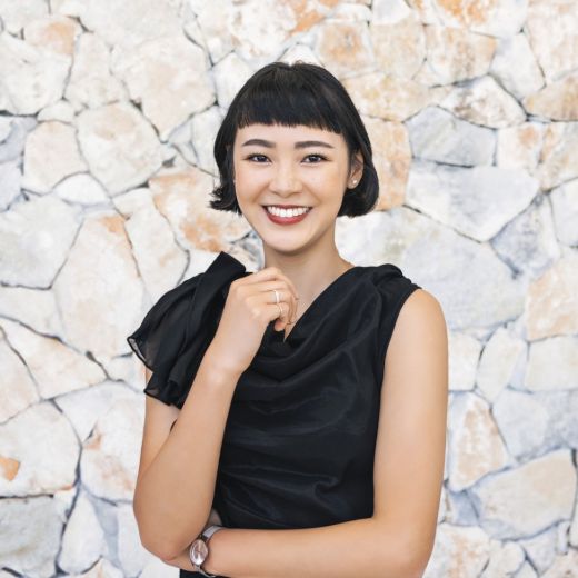 Yuni Lan - Real Estate Agent at Harcourts Property Centre  - BEENLEIGH