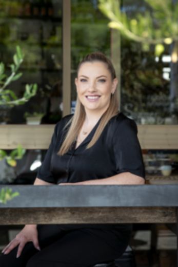 Hayley Bonaddio - Real Estate Agent at RE/MAX Platinum - NARANGBA