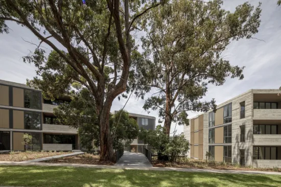 The Grounds, Ivanhoe East