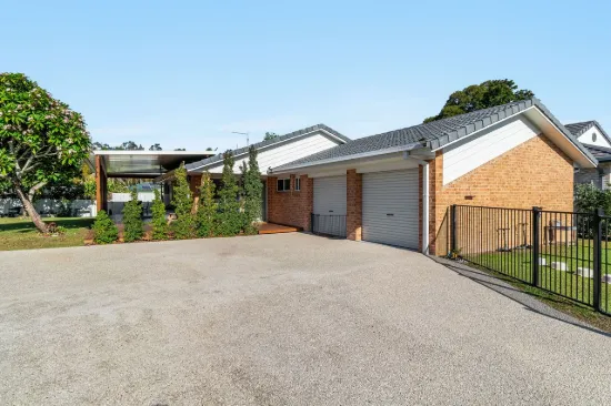 Contemporary Comfort in a Coveted Yamba Setting