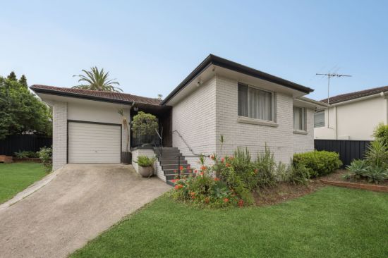 High Side Living - Charming Family Home!