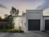 Modern family home with shortcut to Carvers Park!
