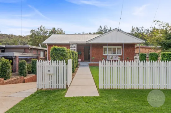 Stylishly Renovated Family Home in Quiet Cul-de-Sac