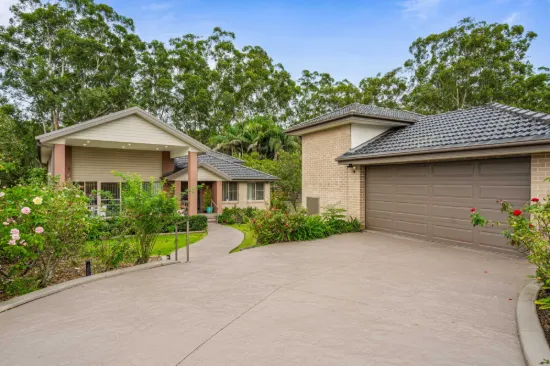 Spacious Waterfront Reserve Living with Room for Everything!