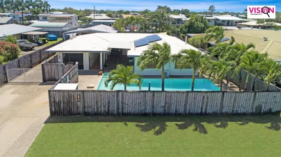 UPMARKET FAMILY HOME + SHED + POOL!