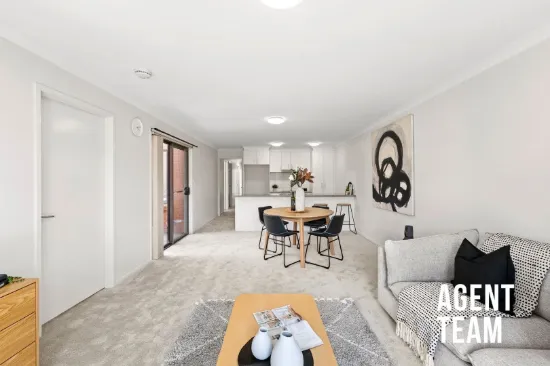 Light Filled Living in Prime Macgregor, Stylish, Energy Efficient & Move In Ready
