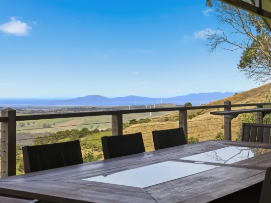 Spectacular views over coast and country