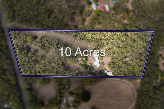 It’s All About the Lifestyle! 10 Acres (Approx.)