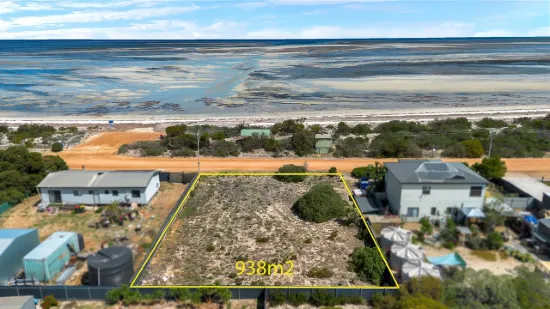 Exceptional Beachfront Allotment On The Esplanade!