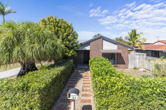 Single Level Home on 720m2 - Side Access + Room for Pool/Shed/Granny Flat!