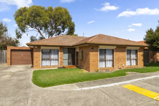 WIDE DRIVEWAYS, GENEROUS LAND – VILLA LIVING DONE RIGHT