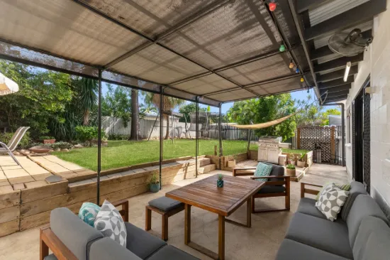 Spacious Family Living in a Sought-After Annandale Pocket