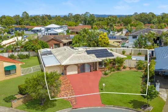 689sqm Cul-de-Sac Gem - Walk to Riverfront Beaches