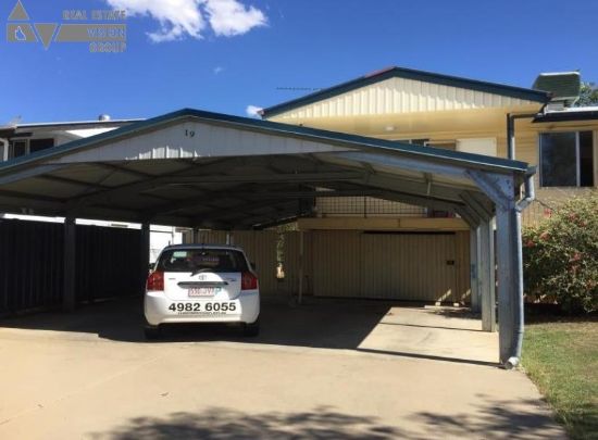 HIGHSET 3 BEDROOM WITH STRAGE SPACE UNDER