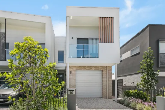 Modern Coastal Residence Moments from Shell Cove Marina
