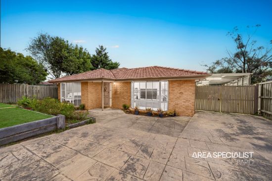 Spacious Family Living with Plenty of Space for Outdoor Entertaining!
