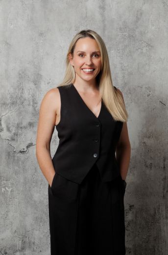 Alana Nelson - Real Estate Agent at Hagen and Co