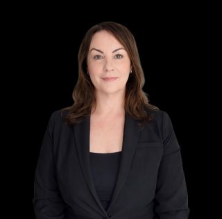 Rochelle Armstrong - Real Estate Agent