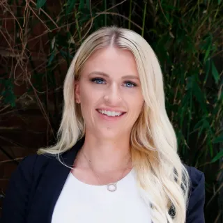 Sophie Connor - Real Estate Agent