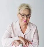 Angie Hooper - Real Estate Agent From - South Coast Realty