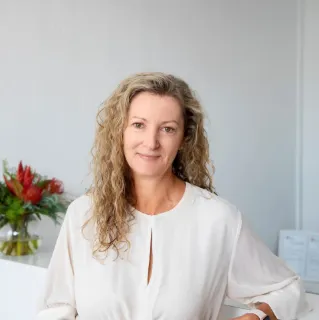 Kim Kelly - Real Estate Agent