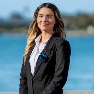 Leah Barber - Real Estate Agent