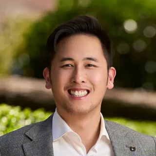 Peter Li - Real Estate Agent