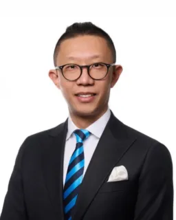 Chris Zhang - Real Estate Agent