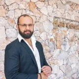Nik Sestic - Real Estate Agent From - Harcourts Property Centre