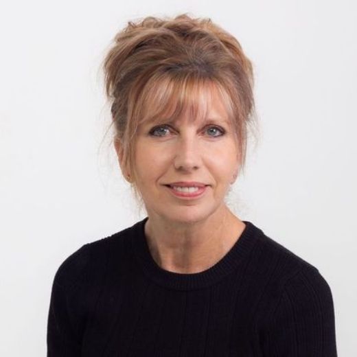 Trudy Zeug - Real Estate Agent at Raine & Horne - NEW LAMBTON