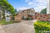 CENTRAL CLEVELAND LOCATION - SPACIOUS TOWNHOME IN SMALL COMPLEX