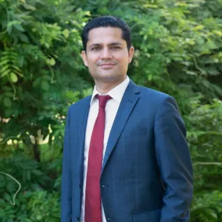 Deepak  Bangarh - Real Estate Agent