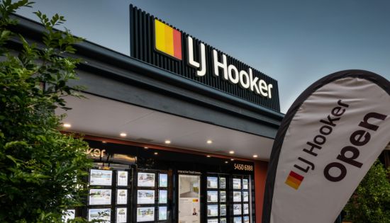 LJ Hooker - Twin Waters - Real Estate Agency