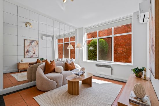 Delightfully Charming Inner City Living