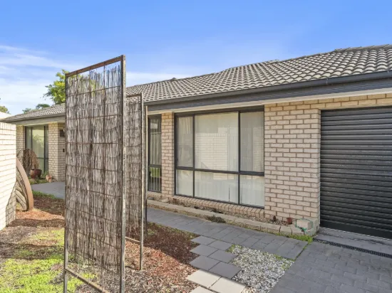 Low-Maintenance Unit in Quite Court