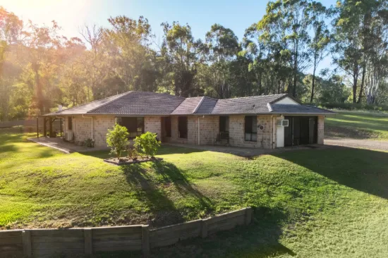Scenic Acreage Living : Somerset Region