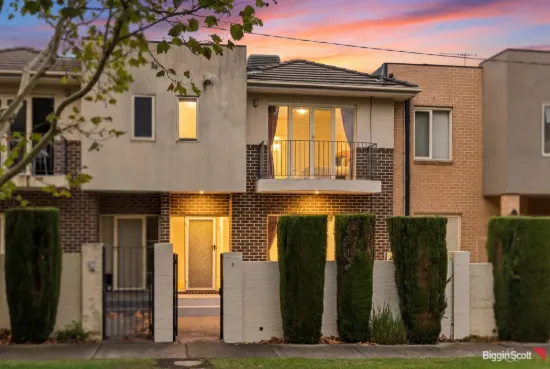 Vibrant Lifestyle at the Heart of Centro