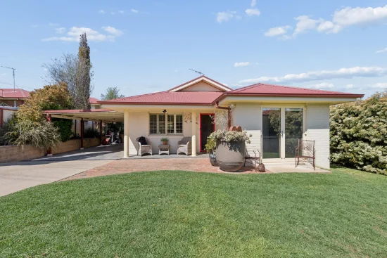 2/51 Templemore Street, Young, NSW, 2594 - For Sale