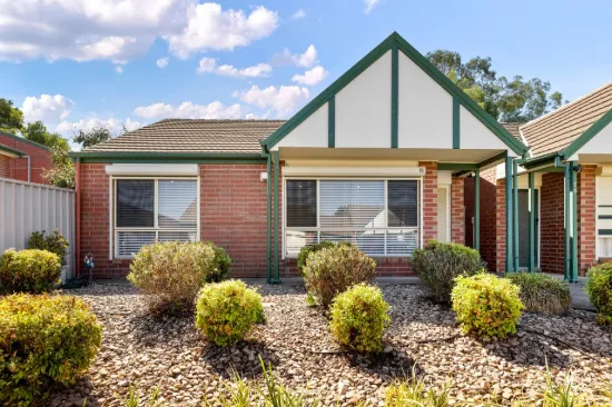 Modern Comfort in a Prime Hope Valley Pocket