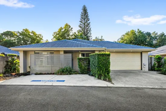Spacious lowset villa with rare outdoor living