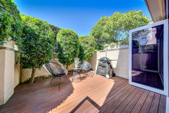 House Like Garden Apartment, Dress Circle Location OPEN SAT 10:45AM-11:15AM
