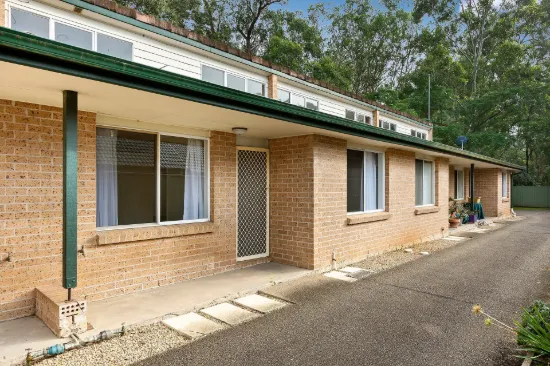 Peaceful Single Level Villa With Bushland Views