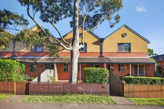 Spacious Family Living Steps from Springwood Village