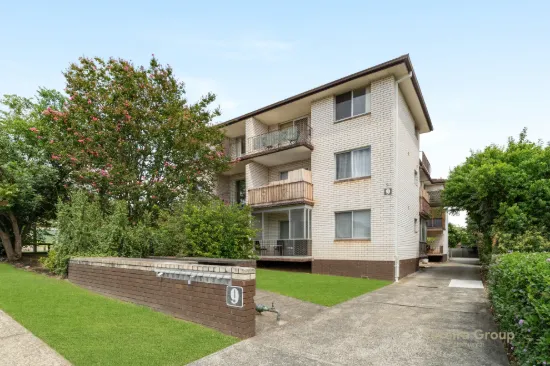 Comfort, Convenience & Character in Central Campbelltown!
