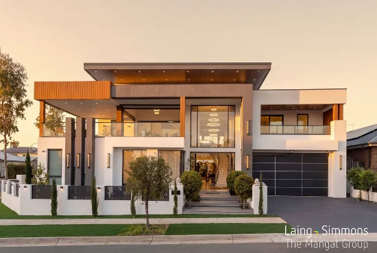 Designer Living | Six Ensuites | Resort-Style Entertaining
