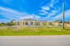 BIG FAMILY LIVING BY THE BEACH – SPACE, STYLE & STORAGE