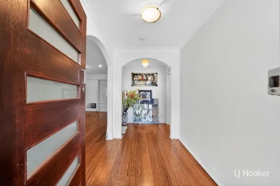 Spacious Renovated Family Home with Large Shed on 751sqm in Quiet Court